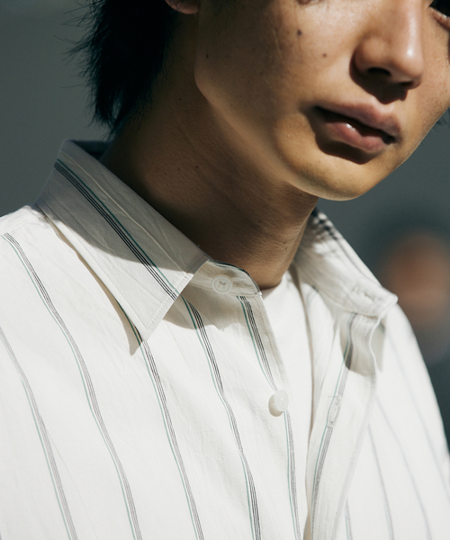 417 EDIFICE（フォーワンセブンエディフィス）の「ボイル レギュラーカラーストライプシャツ（シャツ/ブラウス・メンズ・ベージュ/ブラウン/ホワイト/サックスブルー・LARGE/MEDIUM/SMALL）」の19枚目の写真