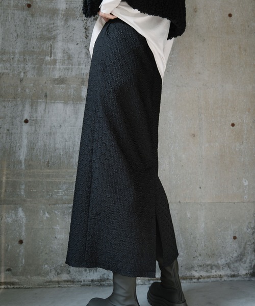 WILLFULLY（ウィルフリー）の「back slit jacquard tight SK（スカート