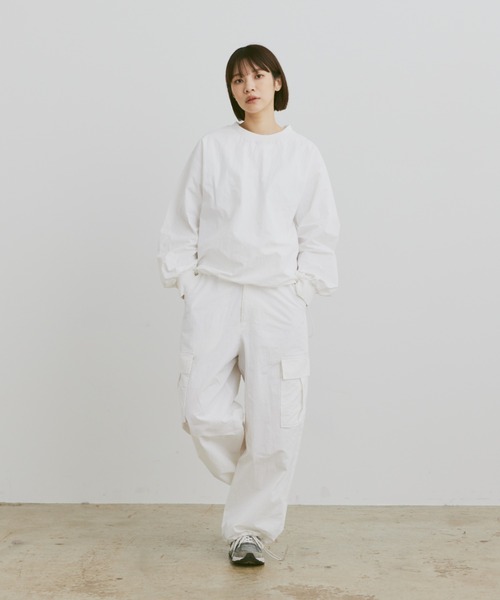 flaner(フラネ)の「Loose nylon pullover / ルーズナイロンプルオーバー(その他トップス・レディース・ネイビー/ブラック/ホワイト・LARGE/MEDIUM)」の7枚目の写真