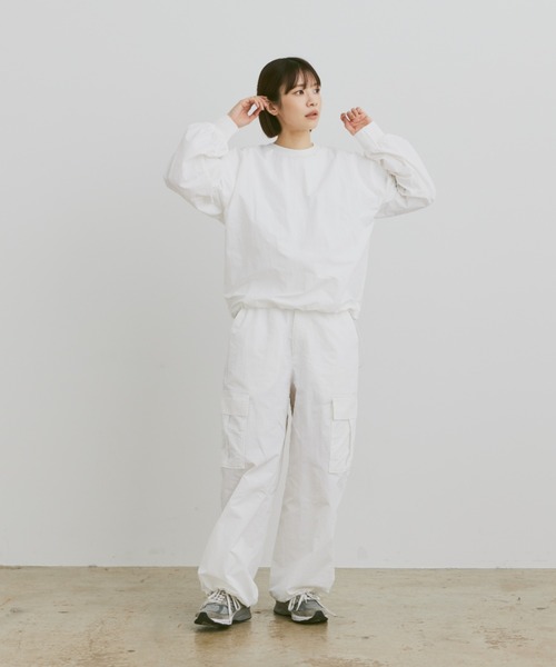 flaner(フラネ)の「Loose nylon pullover / ルーズナイロンプルオーバー(その他トップス・レディース・ネイビー/ブラック/ホワイト・LARGE/MEDIUM)」の8枚目の写真