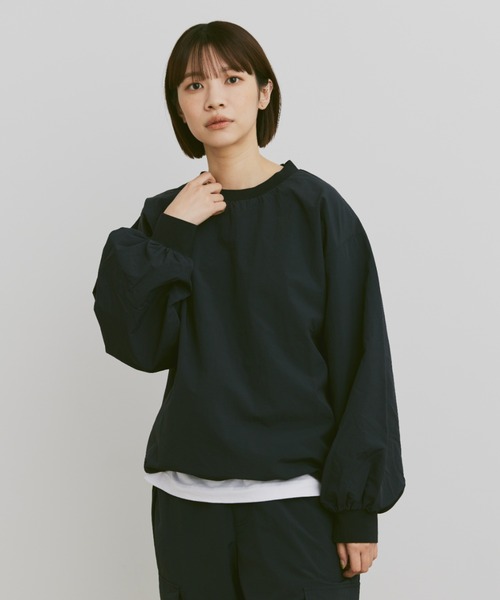 flaner(フラネ)の「Loose nylon pullover / ルーズナイロンプルオーバー(その他トップス・レディース・ネイビー/ブラック/ホワイト・LARGE/MEDIUM)」の16枚目の写真