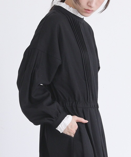 somari imagination（ソマリ イマジネーション）の「『ピンタックリネン混ワンピース』（ワンピース・レディース・ブラック/チャコール・1/2）」の6枚目の写真