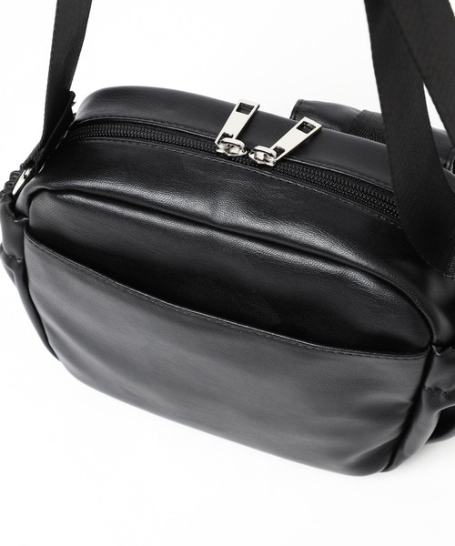 LAKOLE（ラコレ）の「スクエアポケットミニショルダーバッグ / 995563（ショルダーバッグ・レディース・シルバー/オフホワイト/ブラック・FREE）」の21枚目の写真