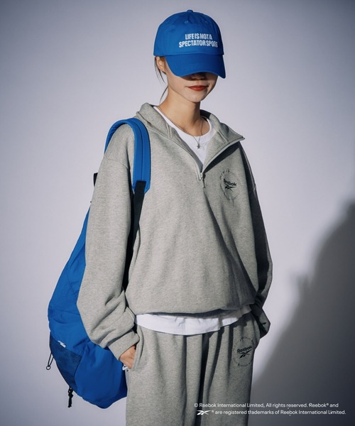 Reebok（リーボック）の「【Reebok別注】裏毛ハーフジッププルオーバースウェット（スウェット・メンズ・グレー/ネイビー・LARGE/MEDIUM）」の4枚目の写真