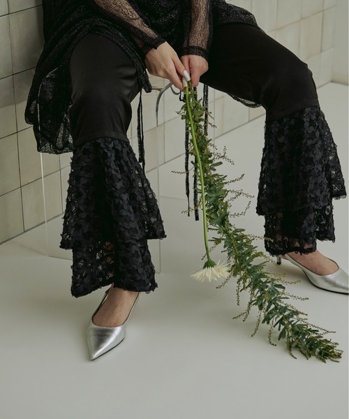 Ezick（エジック）の「Bouquet tiered 2way インナーパンツ（その他パンツ・レディース・ホワイト/ブラック・FREE）」の2枚目の写真