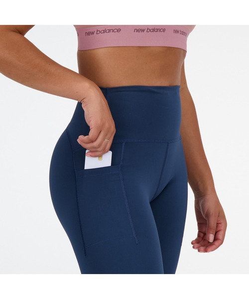 NEW BALANCE（ニューバランス）の「NB Sleek ポケットハイライズレギンス 27インチ（レギンス/スパッツ・レディース・ブラック/ネイビー・SMALL/MEDIUM/LARGE）」の3枚目の写真