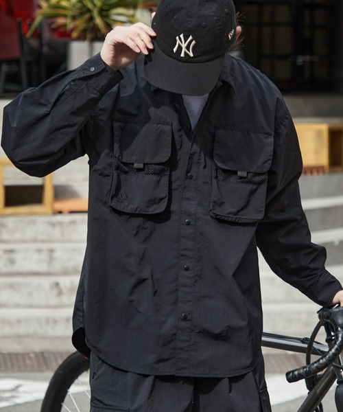 Franklin Climbing（フランクリンクライミング）の「【ESSENTIAL】アウトポケットナイロンシャツ《UVカット・撥水》（シャツ/ブラウス・メンズ・ブラック/ホワイト系その他/サックスブルー・MEDIUM/LARGE/X-LARGE）」の16枚目の写真