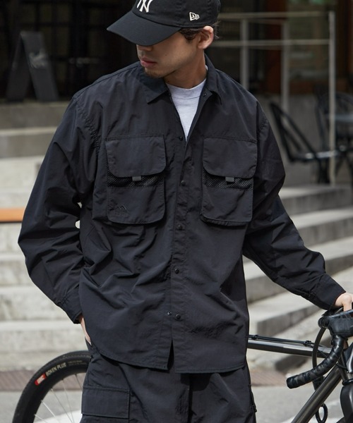 Franklin Climbing（フランクリンクライミング）の「【ESSENTIAL】アウトポケットナイロンシャツ《UVカット・撥水》（シャツ/ブラウス・メンズ・ブラック/ホワイト系その他/サックスブルー・MEDIUM/LARGE/X-LARGE）」の14枚目の写真