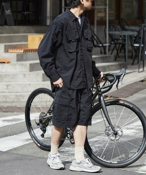 Franklin Climbing（フランクリンクライミング）の「【ESSENTIAL】アウトポケットナイロンシャツ《UVカット・撥水》（シャツ/ブラウス・メンズ・ブラック/ホワイト系その他/サックスブルー・MEDIUM/LARGE/X-LARGE）」の21枚目の写真