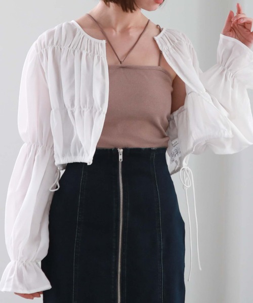 archives(アルシーヴ)の「2wayシャーリングドロストブラウス(シャツ/ブラウス・レディース・オフホワイト/ブルーグレー/ベージュ・MEDIUM)」の17枚目の写真