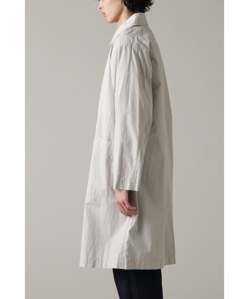 MHL.（エムエイチエル）の「PROOFED COTTON POPLIN（ステンカラーコート・メンズ・ブラック/グリーン・SMALL/MEDIUM/LARGE）」の4枚目の写真