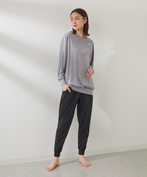 FILA（フィラ）の「【FILA/フィラ】レディース水陸両用フィットネスウェア　セット水着 ヨガウェア ピラティス トレーニングウェア（水着・レディース・ホワイト/ブラック/グレー/ダークパープル/ミント/ベージュ・LARGE/X-LARGE/XX-LARGE/SMALL/XXXX-LARGE/XXX-LARGE/MEDIUM）」の3枚目の写真