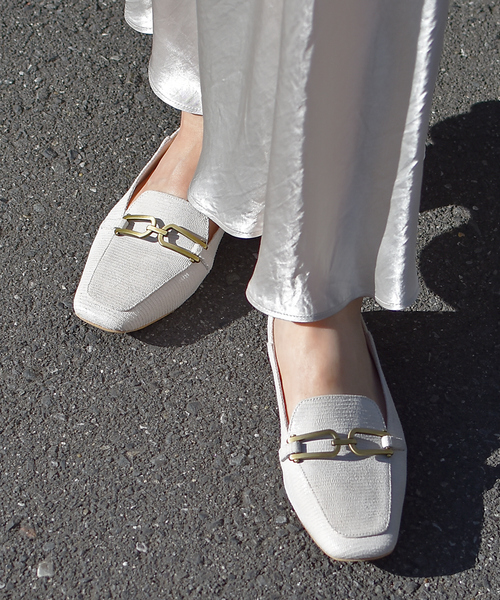 PICHE ABAHOUSE（ピシェ アバハウス）の「バブーシュビットモカスクエアローファー（ローファー・レディース・ブラック/オフホワイト/グレー/キャメル・38/39/36/37/35/34/40）」の8枚目の写真