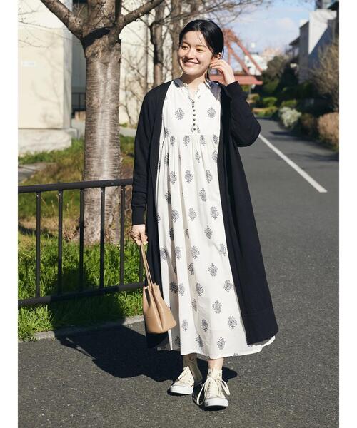 CRAFT STANDARD BOUTIQUE(クラフトスタンダードブティック)の「裾スリットロングニットカーディガン(カーディガン/ボレロ・レディース・マスタード/ブラック/カーキ/ホワイト系その他・FREE)」の6枚目の写真