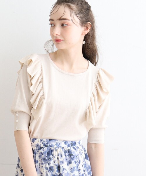 couture brooch（クチュールブローチ）の「◆フリル5分袖ニット（ニット/セーター・レディース・ブラック/ライトブルー/アイボリー・42/38）」の4枚目の写真