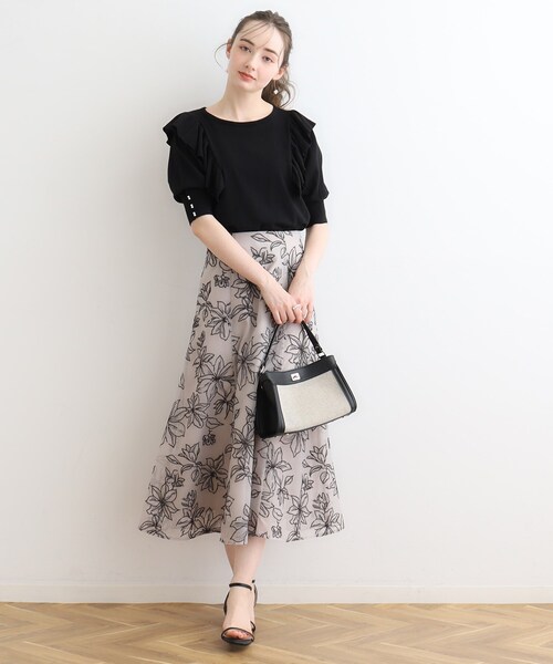 couture brooch（クチュールブローチ）の「◆フリル5分袖ニット（ニット/セーター・レディース・ブラック/ライトブルー/アイボリー・42/38）」の15枚目の写真