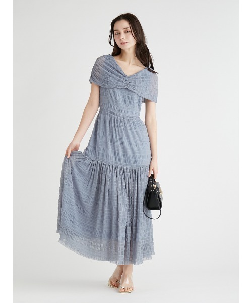 CELFORD(セルフォード)の「シャーリングチュールドレス(ワンピース・レディース・ドット/サックスブルー/チャコールグレー・36/38)」の2枚目の写真