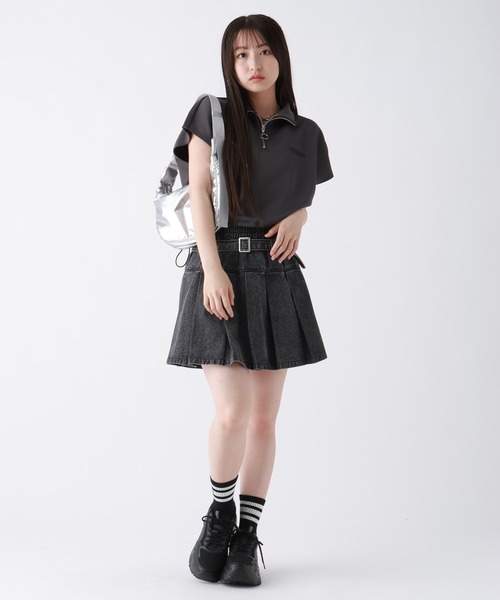 repipi armario(レピピ アルマリオ)の「ラインハーフZIPトップス(Tシャツ/カットソー・キッズ・アイボリー/スミクロ/グレー・LARGE/MEDIUM/SMALL)」の11枚目の写真