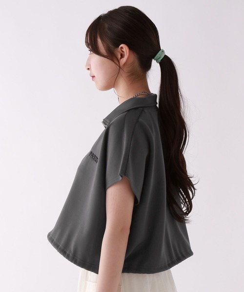 repipi armario(レピピ アルマリオ)の「ラインハーフZIPトップス(Tシャツ/カットソー・キッズ・アイボリー/スミクロ/グレー・LARGE/MEDIUM/SMALL)」の15枚目の写真