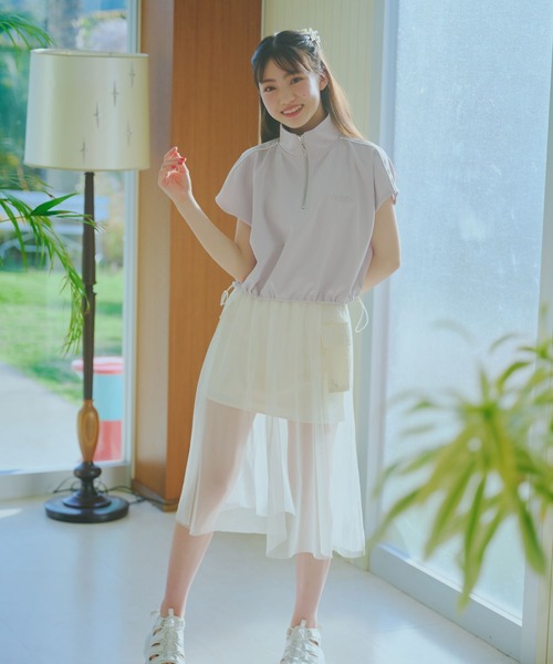 repipi armario(レピピ アルマリオ)の「ラインハーフZIPトップス(Tシャツ/カットソー・キッズ・アイボリー/スミクロ/グレー・LARGE/MEDIUM/SMALL)」の5枚目の写真