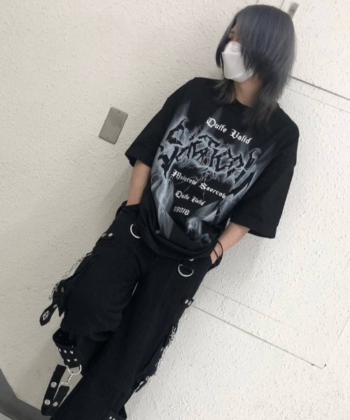 NOVESSEL（ノベセル）の「A'GEM/9 × .kom『NOVESSEL/ノベセル』メタルロゴハーフスリーブカットソー/半袖Tシャツ（Tシャツ/カットソー・レディース・ホワイト/ブラック・FREE）」の4枚目の写真