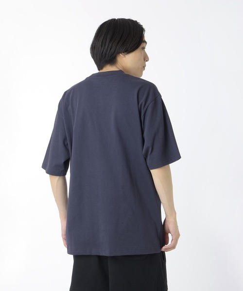 NEW BALANCE(ニューバランス)の「New Balance Archive Graphic Over Size S/Stee MT33558(Tシャツ/カットソー・メンズ・ネイビー/ホワイト・L/M/XL)」の5枚目の写真