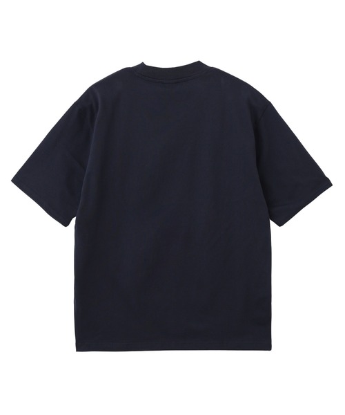 NEW BALANCE(ニューバランス)の「New Balance Archive Graphic Over Size S/Stee MT33558(Tシャツ/カットソー・メンズ・ネイビー/ホワイト・L/M/XL)」の11枚目の写真