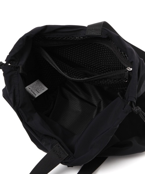 Speedo（スピード）の「【HEREIAM】Speedo／ボヤージュコーデュラポーチ（ショルダーバッグ・レディース・オフホワイト/ブラック・FREE）」の9枚目の写真