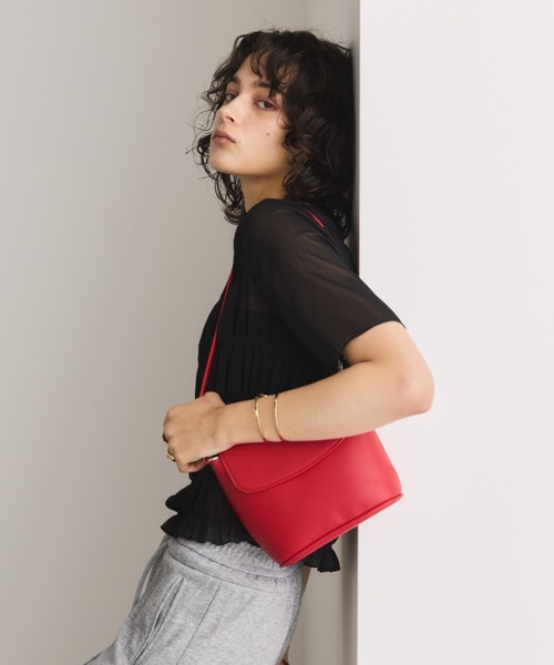 Aunt Marie's(アントマリーズ)の「2WAYフラップスクエアミニショルダー/ハンドバッグ(ショルダーバッグ・レディース・ホワイト/ブラック/シルバー/レッド・FREE)」の21枚目の写真