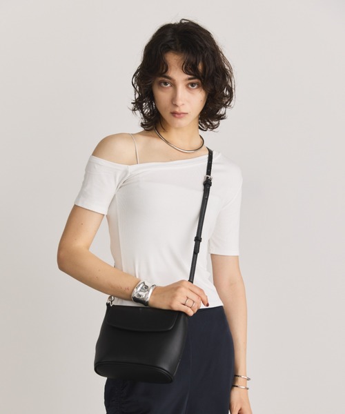 Aunt Marie's(アントマリーズ)の「2WAYフラップスクエアミニショルダー/ハンドバッグ(ショルダーバッグ・レディース・ホワイト/ブラック/シルバー/レッド・FREE)」の15枚目の写真