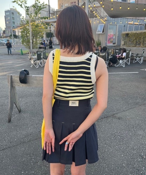 nemne store(ネンネストア)の「グラデーションニットタンクトップ(タンクトップ・レディース・レッド/ネイビー/ブルー・フリー)」の5枚目の写真