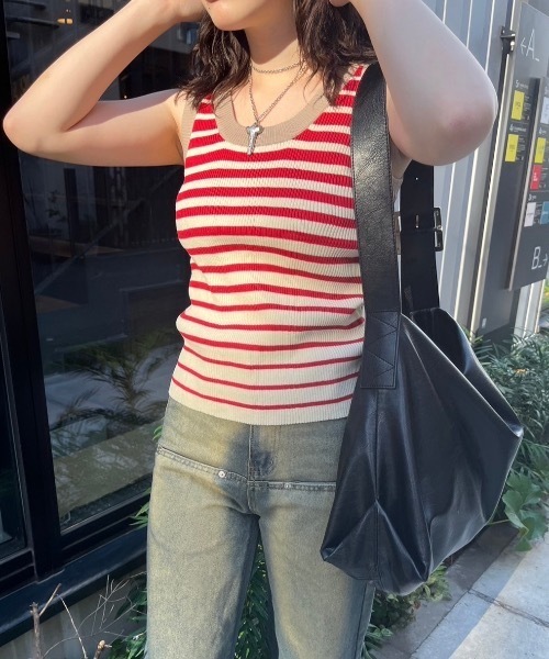 nemne store(ネンネストア)の「グラデーションニットタンクトップ(タンクトップ・レディース・レッド/ネイビー/ブルー・フリー)」の10枚目の写真