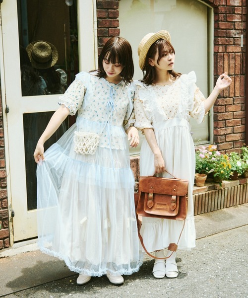 kutir（クティール）の「【クティールとレトロ】 レースフラワーメロー