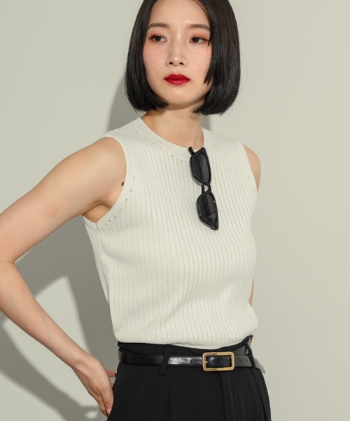 NEUNA（ヌナ）の「コンパクトリブタンク（タンクトップ・レディース・レッド/ホワイト/ブラック・FREE）」の2枚目の写真