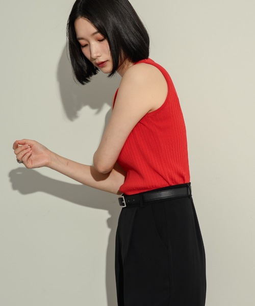 NEUNA（ヌナ）の「コンパクトリブタンク（タンクトップ・レディース・レッド/ホワイト/ブラック・FREE）」の5枚目の写真