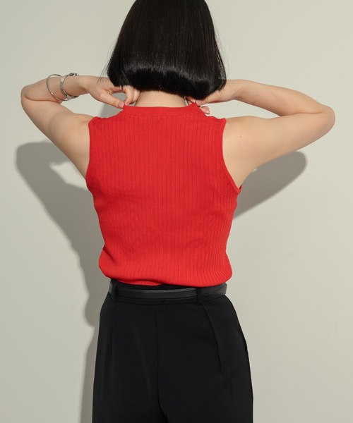 NEUNA（ヌナ）の「コンパクトリブタンク（タンクトップ・レディース・レッド/ホワイト/ブラック・FREE）」の6枚目の写真