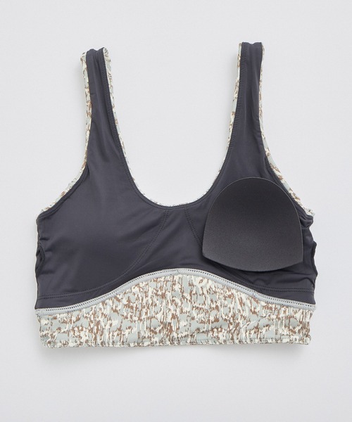 VARLEY（バーレイ）の「【Varley】FORM ELSIE スポーツブラトップ（ブラジャー・レディース・グリーン系その他2・S）」の14枚目の写真