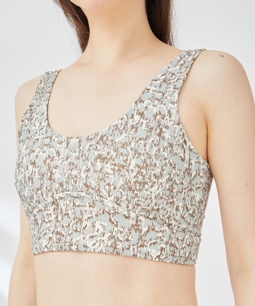 VARLEY（バーレイ）の「【Varley】FORM ELSIE スポーツブラトップ（ブラジャー・レディース・グリーン系その他2・S）」の17枚目の写真