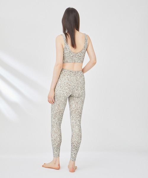 VARLEY（バーレイ）の「【Varley】FORM ELSIE スポーツブラトップ（ブラジャー・レディース・グリーン系その他2・S）」の11枚目の写真