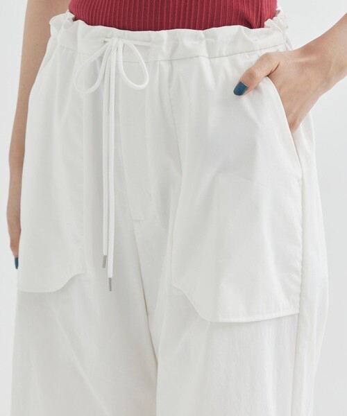 FEMMENT（ファモン）の「【FEMMENT/ファモン】《STUDIOUS別注》パラシュートパンツ（その他パンツ・レディース・ブラウン/ホワイト/ブラック・1/2）」の10枚目の写真