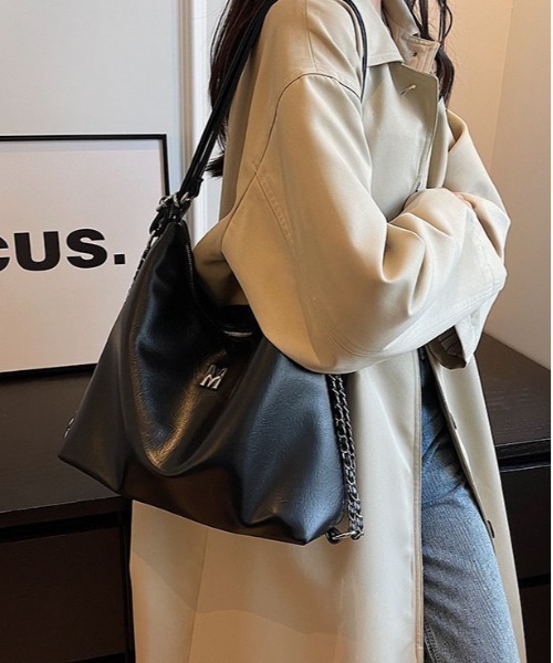 gossip!ロサンゼルス(ゴシップロサンゼルス)の「3wayトートバッグ/ショルダーバッグ/リュックサック/ A4収納可能(トートバッグ・レディース・オフホワイト/シルバー/ブラック・FREE)」の6枚目の写真