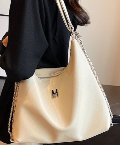 gossip!ロサンゼルス(ゴシップロサンゼルス)の「3wayトートバッグ/ショルダーバッグ/リュックサック/ A4収納可能(トートバッグ・レディース・オフホワイト/シルバー/ブラック・FREE)」の21枚目の写真