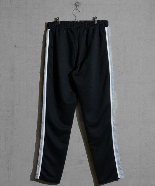 JOHN'S CLOSET(ジョンズクローゼット)の「【40I】アソートパターン サイドライン トラックパンツ(スウェットパンツ・メンズ・ブラック系1/ブラック系2/ブラック系3/ブラック系4/グレー系1/グレー系2/ネイビー系1/ブラウン系1/ベージュ系1・MEDIUM/X-LARGE/LARGE)」の21枚目の写真