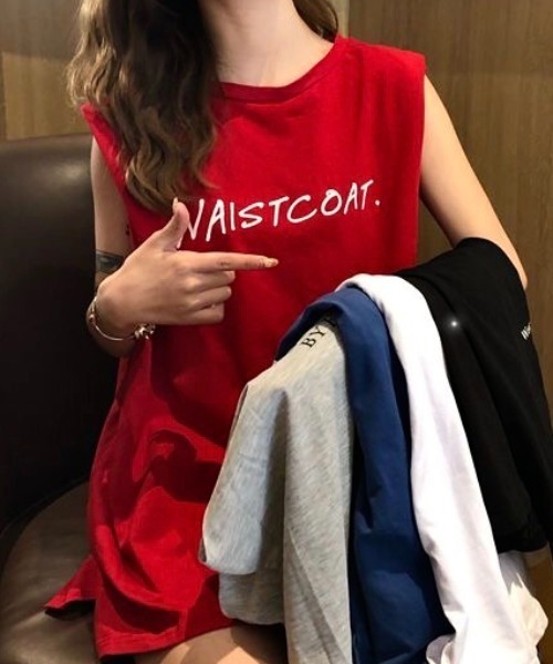 SHEENA(シーナ)の「フレンチスリーブロゴTシャツ(Tシャツ/カットソー・レディース・ブラック/ホワイト/レッド/グレー/ネイビー・M)」の6枚目の写真