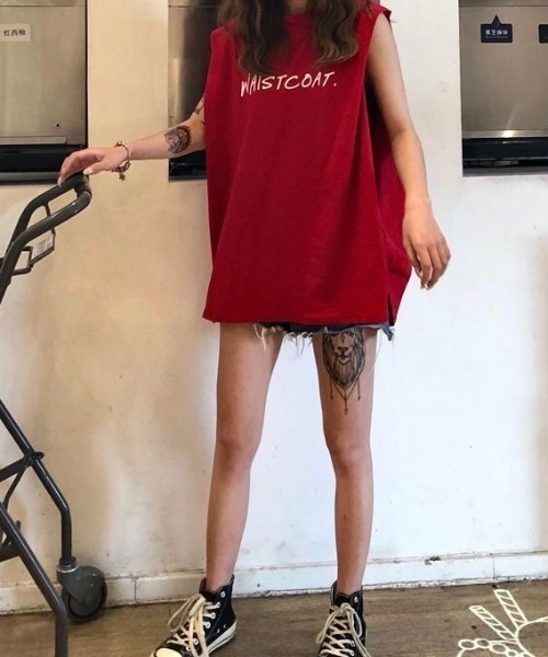 SHEENA(シーナ)の「フレンチスリーブロゴTシャツ(Tシャツ/カットソー・レディース・ブラック/ホワイト/レッド/グレー/ネイビー・M)」の15枚目の写真