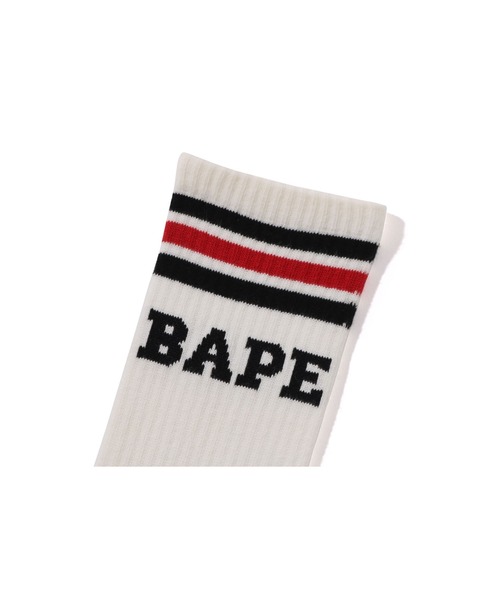 A BATHING APE(アベイシングエイプ)の「BAPE STRIPE SOCKS(ソックス/靴下・メンズ・ブラック×レッド/イエロー×グリーン/ブルー系その他4・MEDIUM/LARGE)」の6枚目の写真