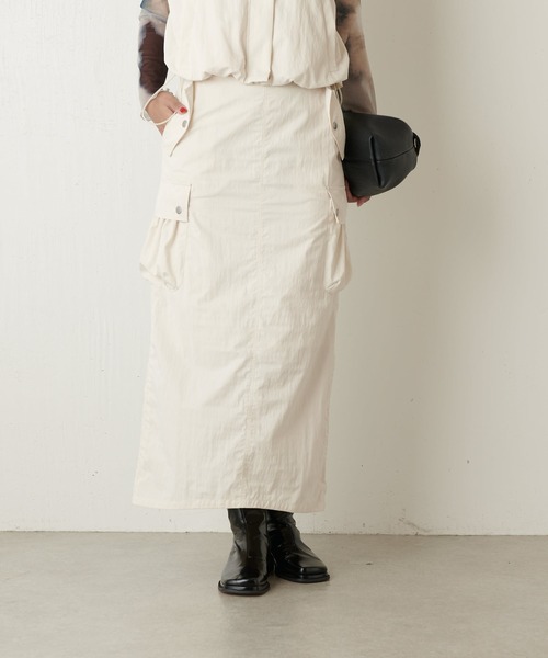 Lui's（ルイス）の「ドロストカーゴスカート（スカート・レディース・ブラック/オフホワイト・38/36）」の3枚目の写真