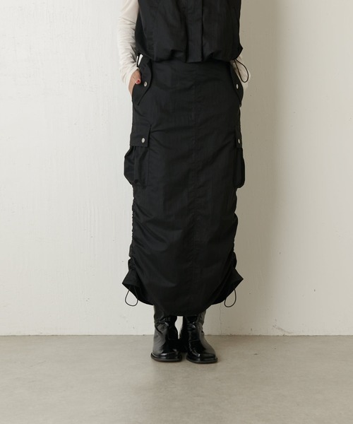 Lui's（ルイス）の「ドロストカーゴスカート（スカート・レディース・ブラック/オフホワイト・38/36）」の11枚目の写真