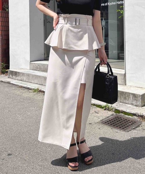 INGNI（イング）の「コルセットドッキングスリットナロー／スカート（スカート・レディース・チャコールグレー/ライトベージュ/ブラック・FREE）」の3枚目の写真