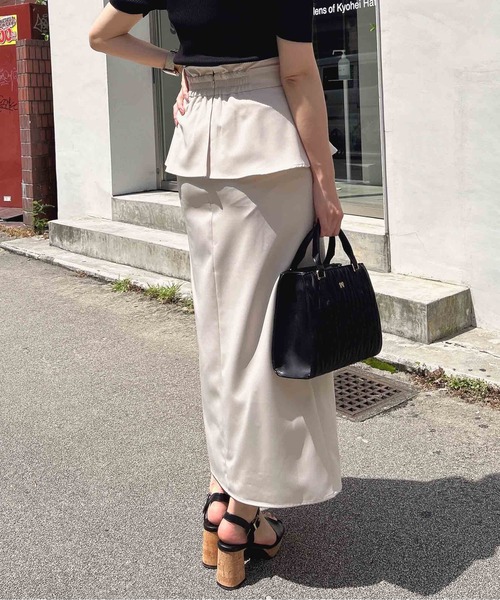 INGNI（イング）の「コルセットドッキングスリットナロー／スカート（スカート・レディース・チャコールグレー/ライトベージュ/ブラック・FREE）」の22枚目の写真